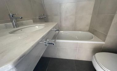 VENTA MONOAMBIENTE C/BALCÓN AL FRENTE Y TERRAZA CÓRDOBA 2600