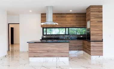 Casa de una planta en venta en jardines de la Rejoyada