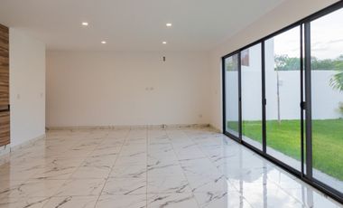 Casa de una planta en venta en jardines de la Rejoyada