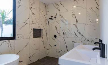 Casa de una planta en venta en jardines de la Rejoyada