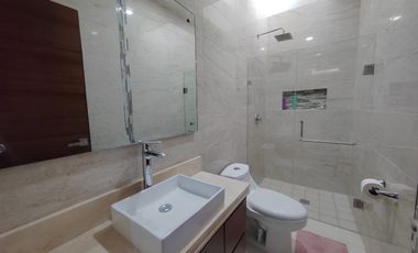 CASA EN VENTA FRACCIONAMIENTO LA CIMA