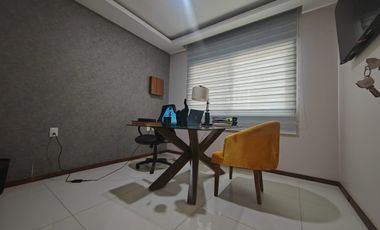 CASA EN VENTA FRACCIONAMIENTO LA CIMA