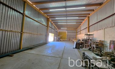 Se VENDE ALMACEN en SAN VICENTE - Frente a Carretera