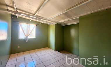 Se VENDE ALMACEN en SAN VICENTE - Frente a Carretera