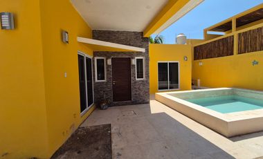 Villa con alberca a 3 calles de la playa en Chuburná Puerto