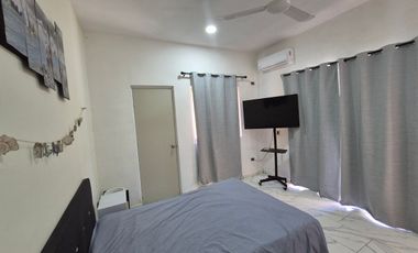 Villa con alberca a 3 calles de la playa en Chuburná Puerto