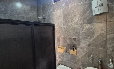 Villa con alberca a 3 calles de la playa en Chuburná Puerto