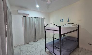 Villa con alberca a 3 calles de la playa en Chuburná Puerto