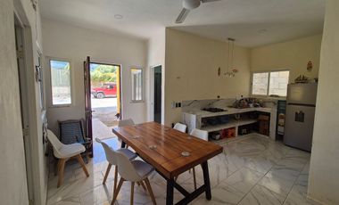 Villa con alberca a 3 calles de la playa en Chuburná Puerto