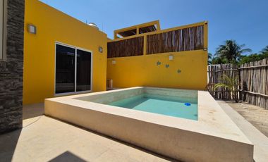 Villa con alberca a 3 calles de la playa en Chuburná Puerto