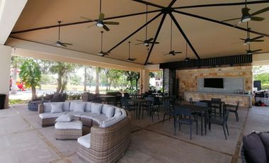 Terreno en venta  Privada Oasis Yucatán Country Club