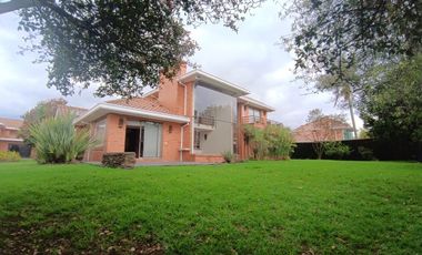 VENTA o Arriendo   Casa Campestre Cota Hacienda Terracota