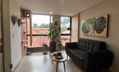 Apartamento en unidad cerrada en El Retiro