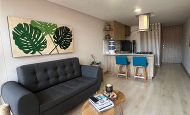Apartamento en unidad cerrada en El Retiro