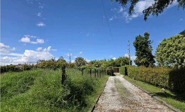 CASA FINCA EN ARRENDAMIENTO RIONEGRO ANTIOQUIA, SECTOR LLANOGRANDE