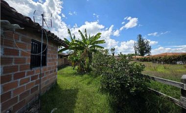 CASA FINCA EN ARRENDAMIENTO RIONEGRO ANTIOQUIA, SECTOR LLANOGRANDE