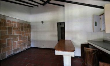 CASA FINCA EN ARRENDAMIENTO RIONEGRO ANTIOQUIA, SECTOR LLANOGRANDE