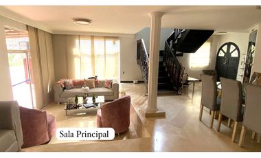 VENDO CASA DE TRES NIVELES EN POBLADO - LAS PALMAS