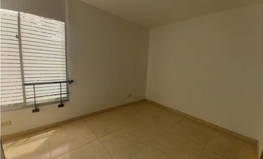 VENDO APARTAMENTO EN LA VEGA
