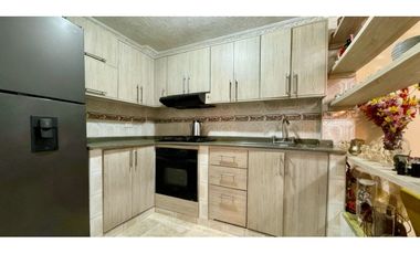 Casa en venta | 3 pisos con terraza - Poblado Comfaunión Palmira Valle