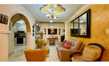 Casa en venta | 3 pisos con terraza - Poblado Comfaunión Palmira Valle