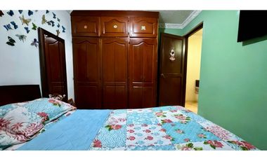 Casa en venta | 3 pisos con terraza - Poblado Comfaunión Palmira Valle