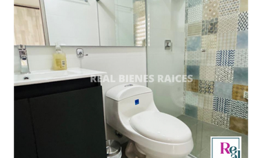 SE ARRIENDA CASA MEDIANERA EN UNIDAD ABIERTA