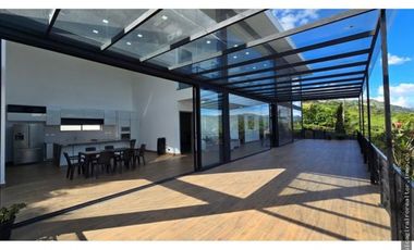 RENTA DE EXCLUSIVA FINCA VEREDA EL ZARZAL COPACABANA