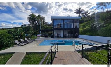 RENTA DE EXCLUSIVA FINCA VEREDA EL ZARZAL COPACABANA