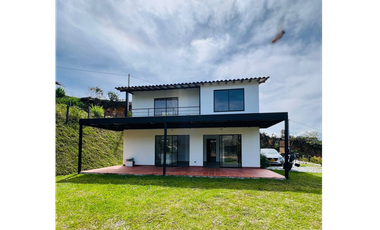 Casa campestre vende cambio- sector cuchillas-Santuario