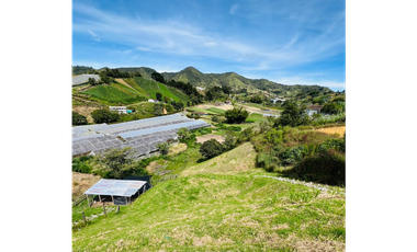 Casa campestre vende cambio- sector cuchillas-Santuario