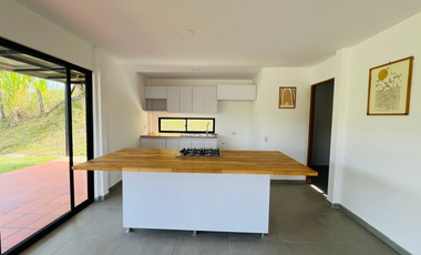 Casa campestre vende cambio- sector cuchillas-Santuario