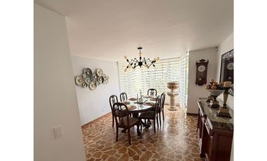 Venta casa Los Balsos . 2 Niveles Vive la exclusividad en El Poblado