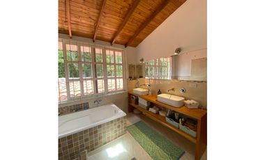 Venta Finca Vereda Piedras Blancas Santa Elena Medellín 4600m2 lote