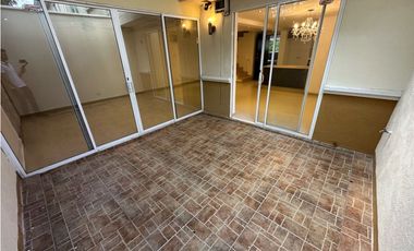 CASA SECTOR LA CASTELLANA EN ARRIENDO