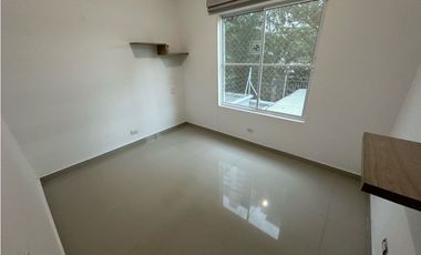 CASA SECTOR LA CASTELLANA EN ARRIENDO