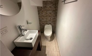 CASA SECTOR LA CASTELLANA EN ARRIENDO