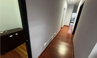 TUMBA MUERTO / PLAZA EDISON / 75M / 2 PARKING / DIVISIONES / SOBRE VIA