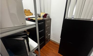 TUMBA MUERTO / PLAZA EDISON / 75M / 2 PARKING / DIVISIONES / SOBRE VIA