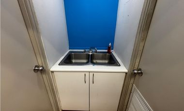 TUMBA MUERTO / PLAZA EDISON / 75M / 2 PARKING / DIVISIONES / SOBRE VIA