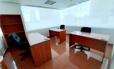 ALQUILER OFICINA AMOBLADA CON DIVISIONES Y BAÑO A PASOS DE VA ESPAÑA