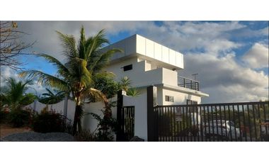 SAN CARLOS / EL ESPINO / 2501M / 3 HABITACION / 3 BAÑOS / PISCINA AG