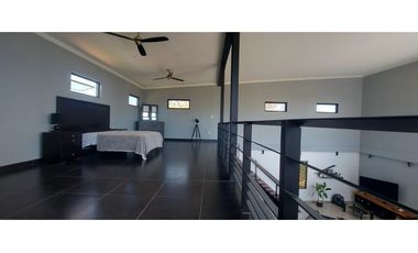 SAN CARLOS / EL ESPINO / 2501M / 3 HABITACION / 3 BAÑOS / PISCINA AG