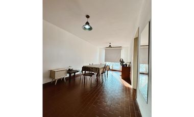 Venta departamento 3 dormitorios con cochera calle Peron