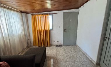 Vendo Casa con Amplio Terreno en Concepción del Uruguay, Entre Ríos