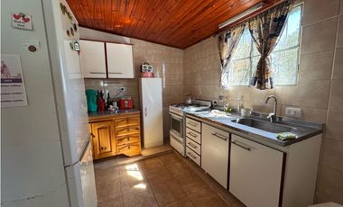 Vendo Casa con Amplio Terreno en Concepción del Uruguay, Entre Ríos