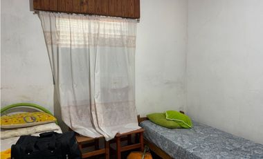 Vendo Casa con Amplio Terreno en Concepción del Uruguay, Entre Ríos