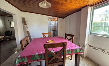 Vendo Casa con Amplio Terreno en Concepción del Uruguay, Entre Ríos