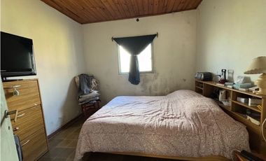 Vendo Casa con Amplio Terreno en Concepción del Uruguay, Entre Ríos