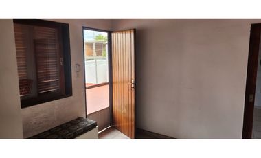 República de Portugal 2914, 1º piso, entre Asunción y Santiago